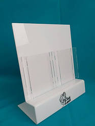 Буклетница с логотипом 4