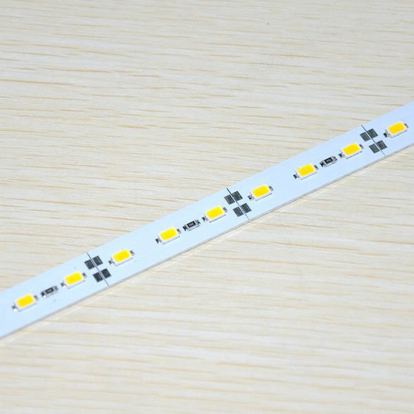 Світлодіодна лінійка SMD 5730 72LED 1m негерметична IP20