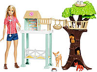 Набор Барби Центр ухода за животными Barbie Animal Rescuer Doll & Playset