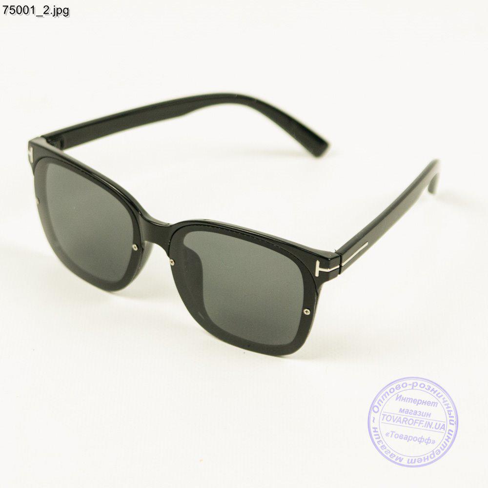 Оптом очки солнцезащитные унисекс - Черные - 75001