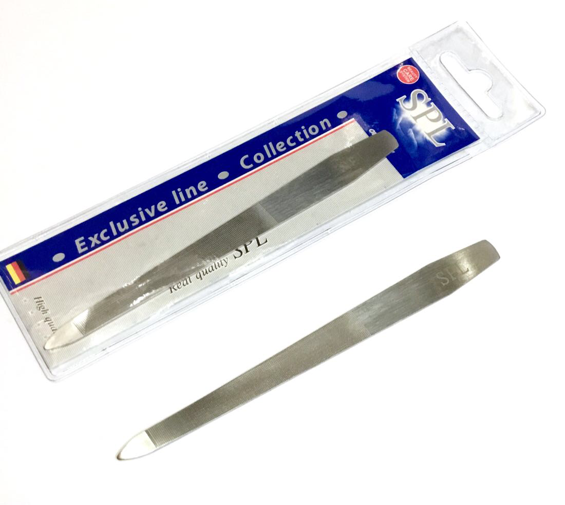 Пилка для нігтів SPL 9806, з металевою насічкою 13 см