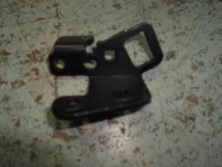 Петля замка багажника Subaru Outback, Legacy B13 03-08, 2.0 3.0, 57531AG000