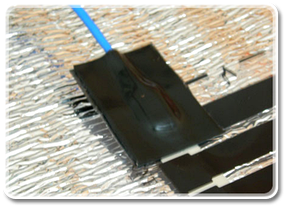 С помощью этой же изоляционной ленты изолируйте и саму медную шину.