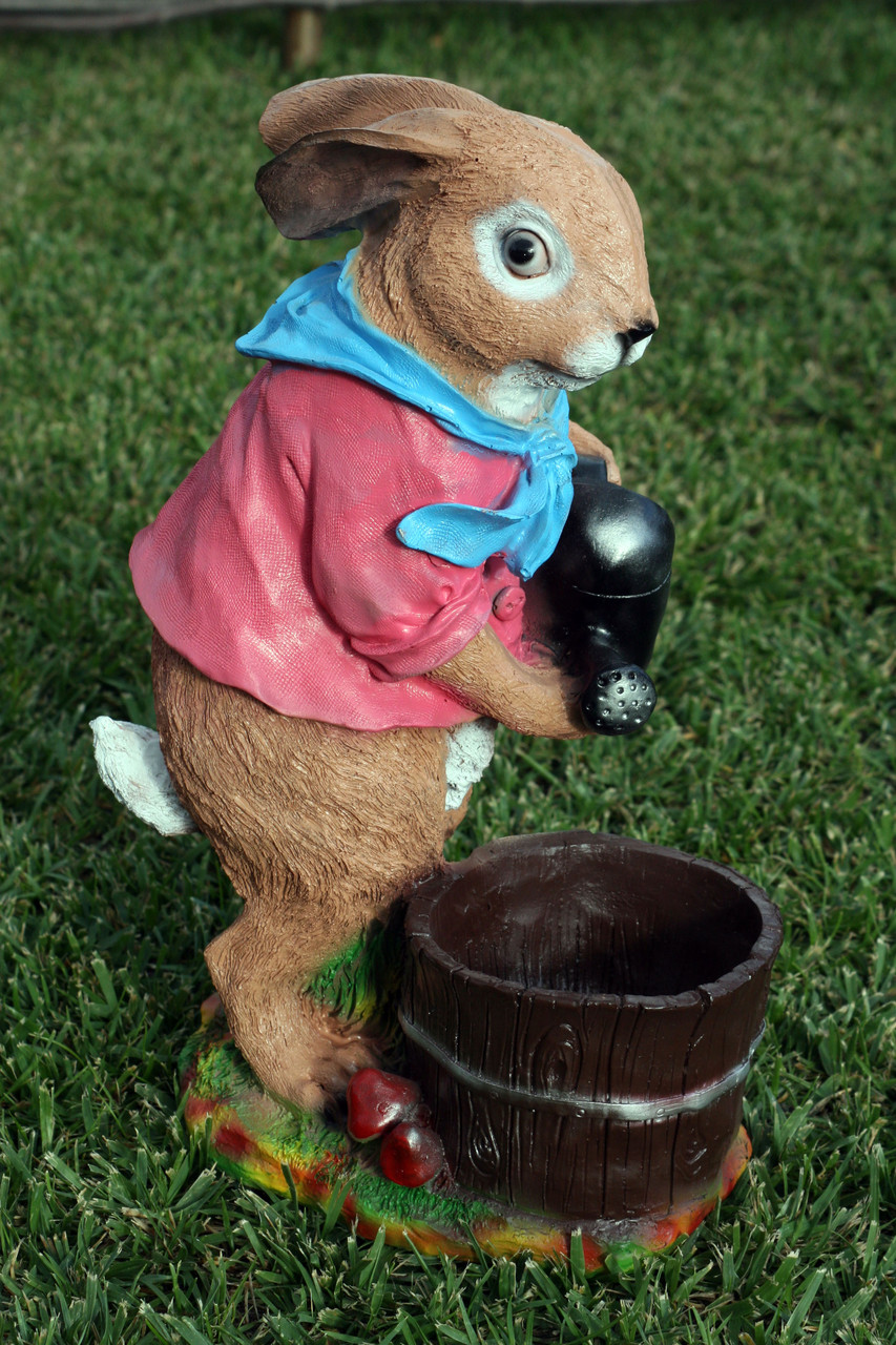 Декоративне кашпо "Заяц із лійкою" H-38 см