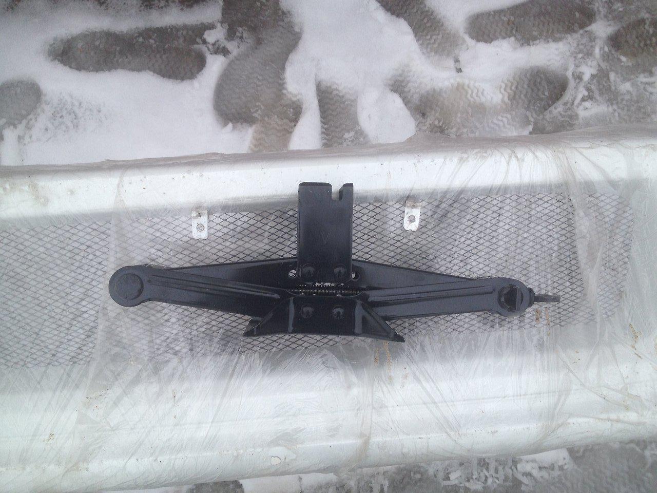 Домкрат Subaru Outback, Legacy B13 03-08, 2.0 3.0, 97032AG000