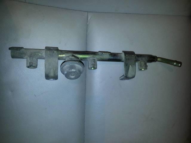 Паливна рейка Subaru Outback, Legacy B13 03-08, 3.0, 17535AA540