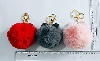 Брелок пампон із вушками