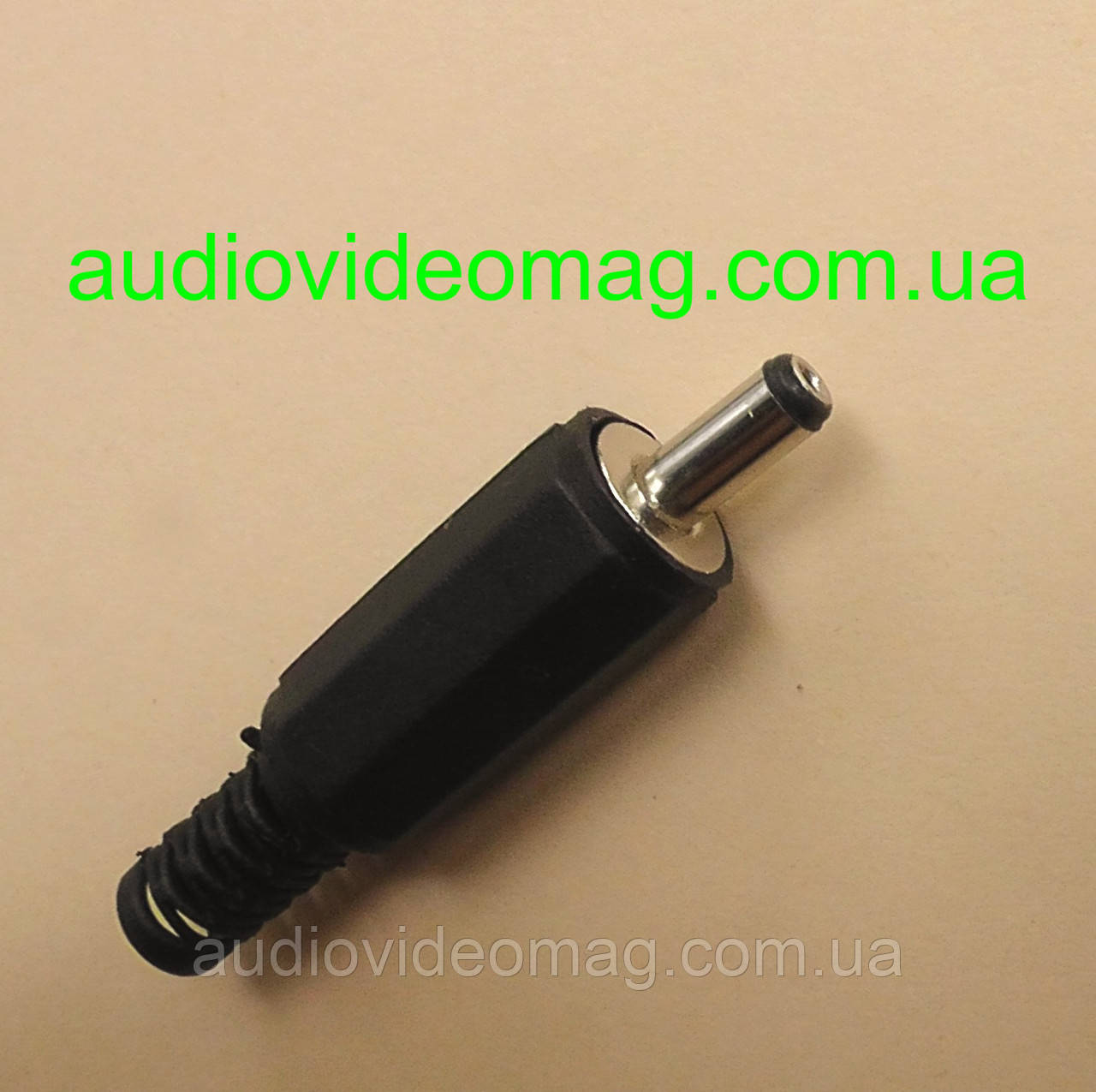 Штекер живлення 3.5-1.4 мм, довжина 9 мм