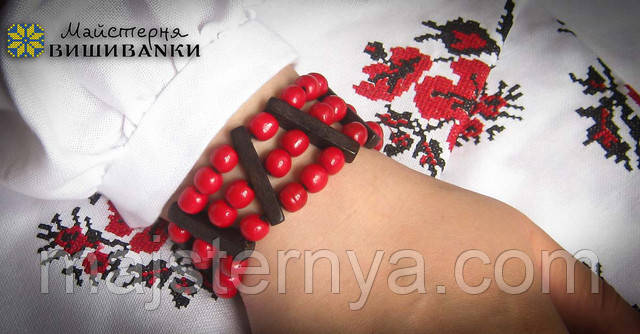 Чудовий аксесуар до вишиванок