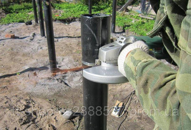 Обрізка паль за рівнем, приварювання оголовников, фото 2