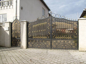 Ворота з профнастилу В-42