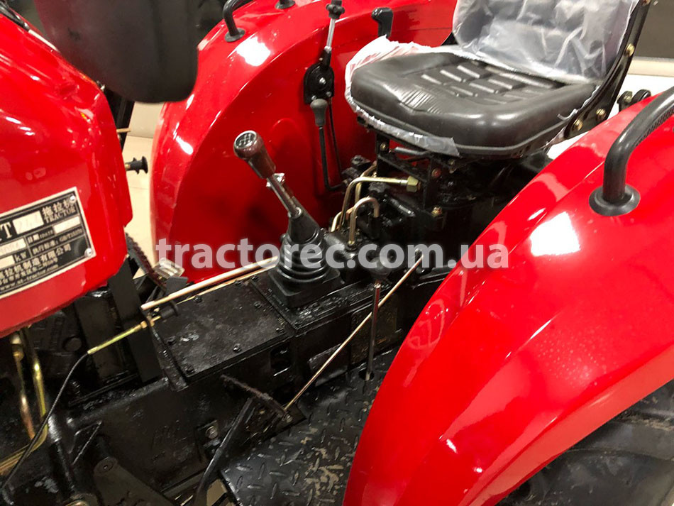 Трактор Xingtai XT244E, 3 цил, 4*4, 25 л.с, ГУР, 4х4, блокирование колес. Бесплатная доставка! - фото 4 - id-p43930098