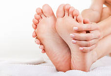 Косметичні засоби по догляду за шкірою рук і ніг