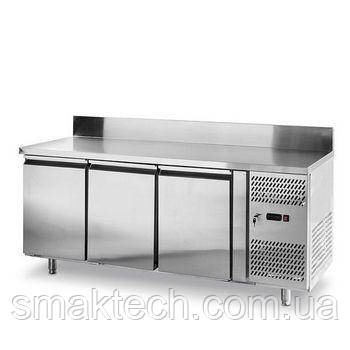 Стіл холодильний PROFI LINE 700 3-дверний Hendi 232057, фото 1