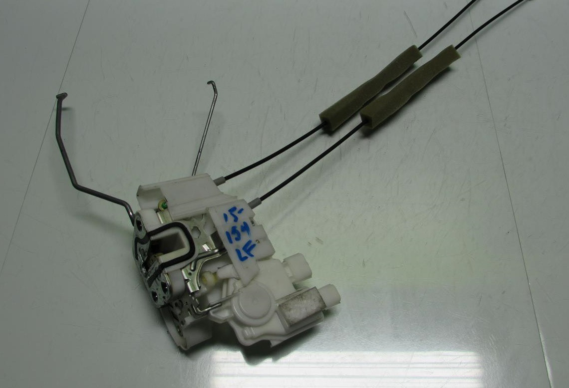 Замок передніх дверей Subaru Outback, Legacy B13 03-08, 61031AG18B