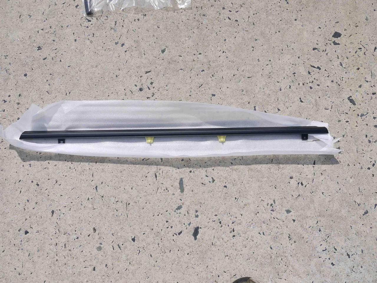 Молдинг скла дверей Subaru Outback, Legacy B13 03-08, 62280AG001