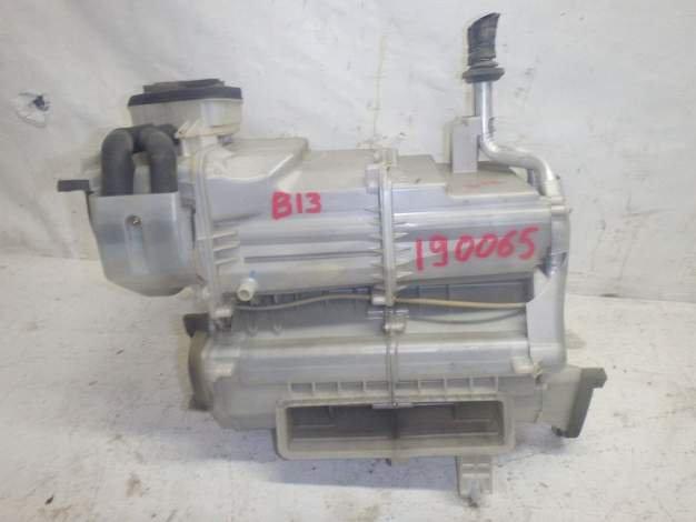 Корпус опалювача Subaru Outback, Legacy B13 03-08, 2.5, 72210AG11A