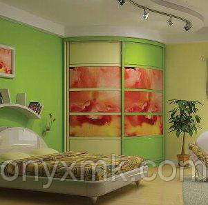 Яскравий зелений радіусний Шафа-купе