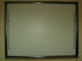 Інтерактивна дошка INTECH RD80A