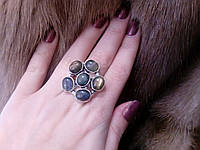 Яркое кольцо цветок с натуральным камнем лабрадор в серебре 16,5-17 размер. Кольцо с лабрадором.