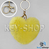 Желтый пушистый меховой брелок сердце, с кольцом и карабином на сумку, рюкзак