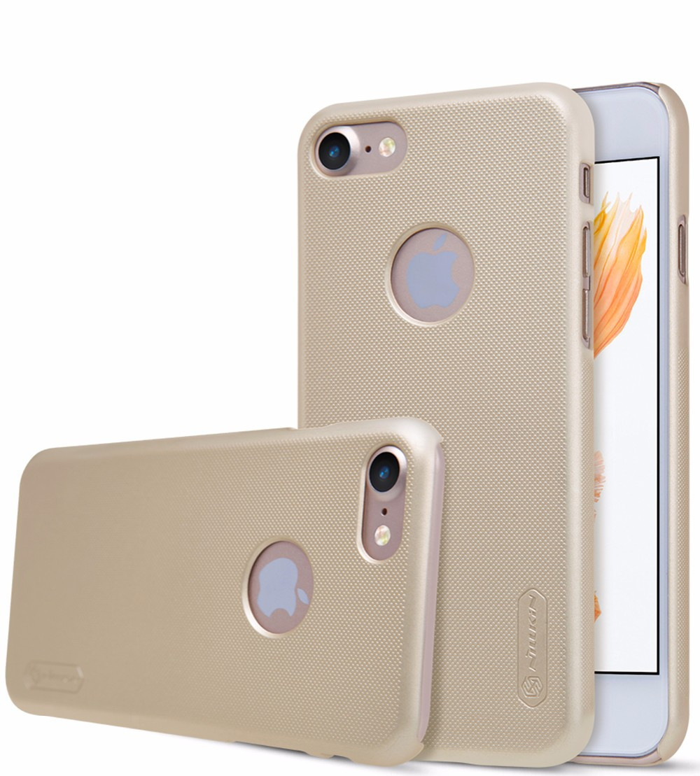 Nillkin Apple iPhone SE (2020) / 7 Super Frosted Shield Gold Чехол Накладка Бампер - фото 1 - id-p544412004