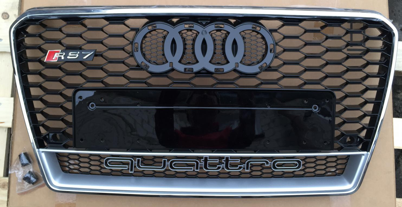 Решітка радіатора тюнінг Audi A7 дорестайлінг (10-15) стиль RS7 (хром рамка + quattro)