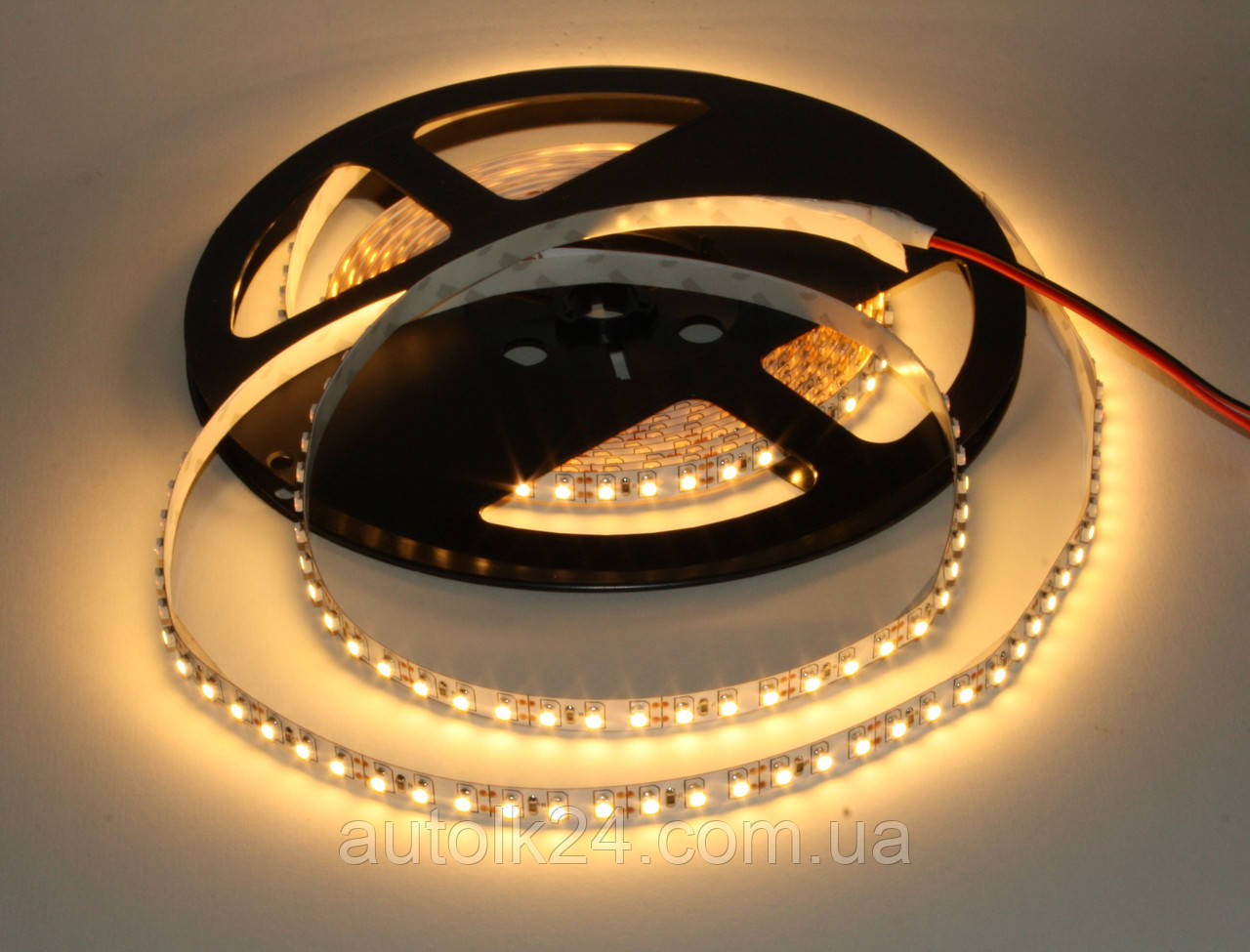 Світлодіодна LED стрічка 120Led 3528 SMD/M,12V тепле біле світло  5 метрів