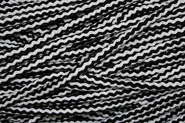 Шнур круглий акрил 10мм чорний+білий моток 100м