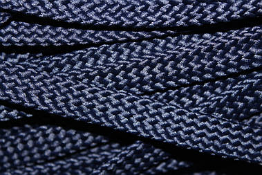 Шнур плоский поліестер 15мм темно-синій моток 100м плетіння 20*20