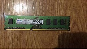Samsung 8GB PC3-12800U DDR3 (M378B1G73DBO-CKO)