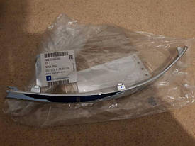 Молдинг хромований заднього бампера GM 13368945 OPEL ASTRA-J