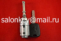 Замок лівого дверцята Peugeot.