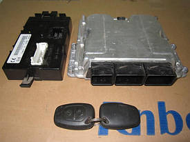 Блок управління двигуном Рено Трафік (Renault Trafic) 1.9 dci