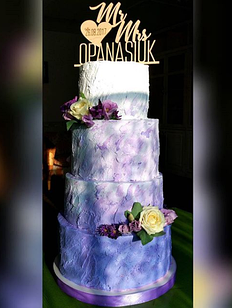 Кремовий весільний торт Омбре