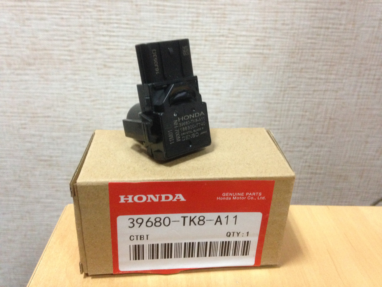 Датчик паркування Honda Accord 2011-2013 39680-TK8-A11