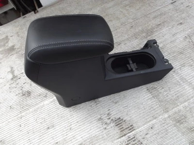 Права накладка підлокітника Subaru Legacy, Outback B14, 2009-14, 92113AJ000VH