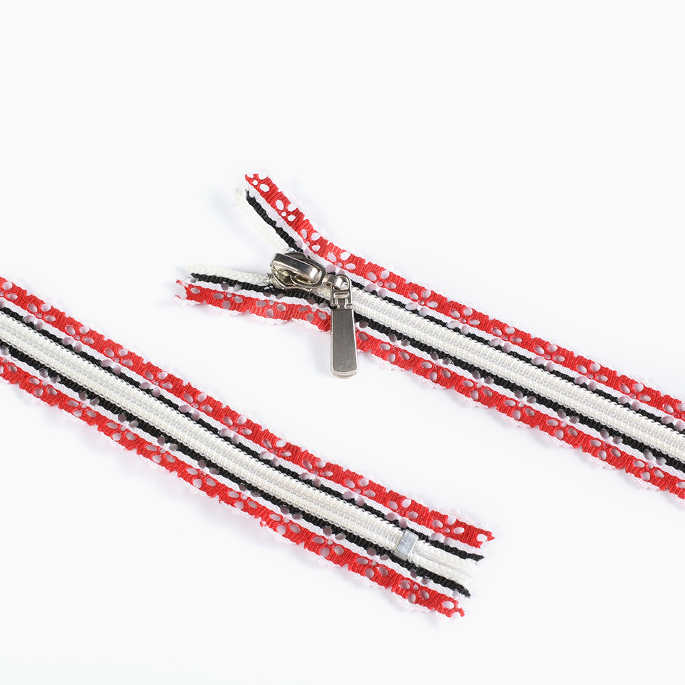 Блискавка ажурна спіральна М-20 Тип-7 нераз'емна біло-червоно-чорна (52711.005)