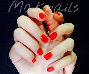 Работы мастеров  выполнены в сети салонов  MakNailS 8