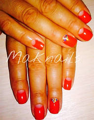 Работы мастеров  выполнены в сети салонов  MakNailS 23