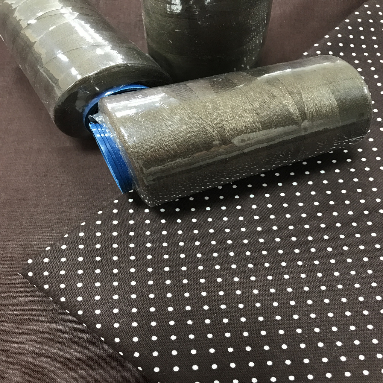 Купить Нитка швейная 40/2, темно-коричневая 4000 ярдов, в Харькове ...