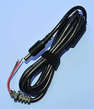 Штекер живлeння 5,5/2,5 прямий з проводом 19V/7.1A KOM0268*