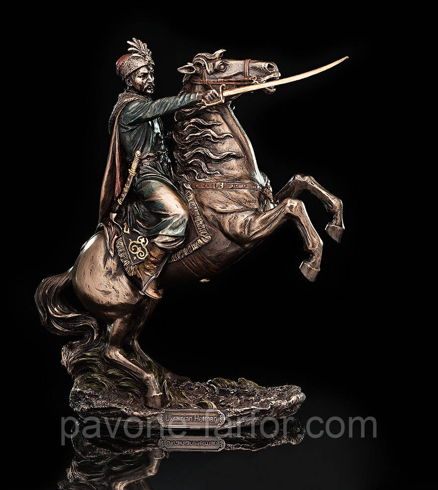 Статуетка Veronese "Гетман" (22*20 см) 02440A4