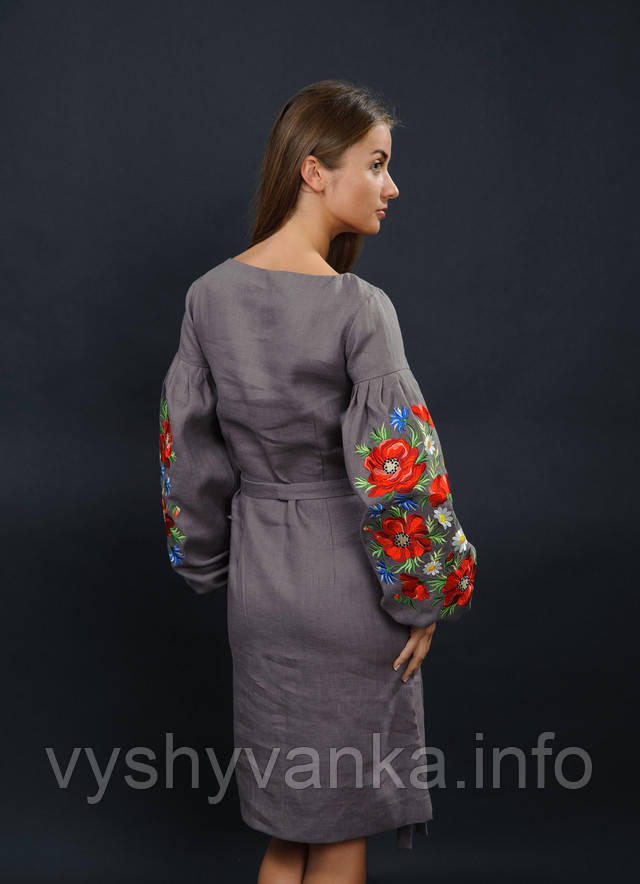 Льняное платье с вышивкой Льняное платье с вышивкой