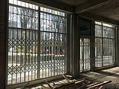 Решітки на вікна та двері які складаються