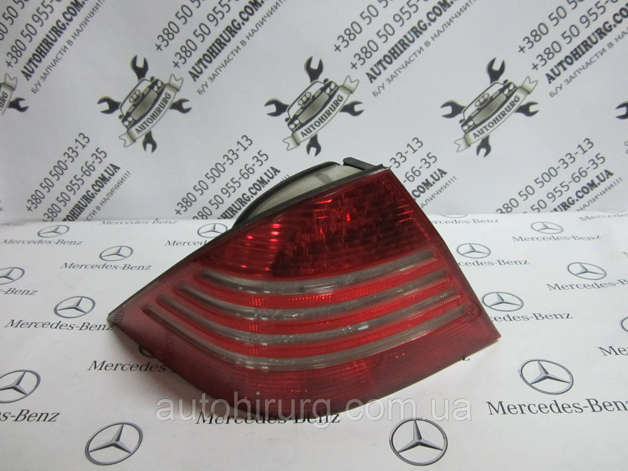 Задній лівий ліхтар (стоп) mercedes w220 s-class (A2208200764)