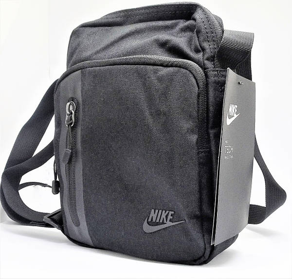 Nike core small items 3.0 new arrivals
