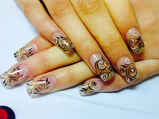 Работы мастеров  выполнены в сети салонов  MakNailS 48