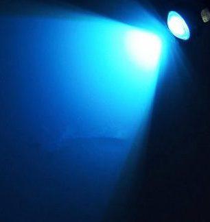 Світлодіодний лінзованний міні світильник синій 12V 3W з гайкою чорний Код.58924