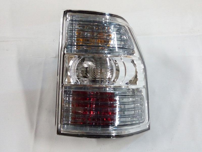 Задний фонарь Mitsubishi Pajero Wagon IV 8330A598 (правый) - фото 1 - id-p354846626